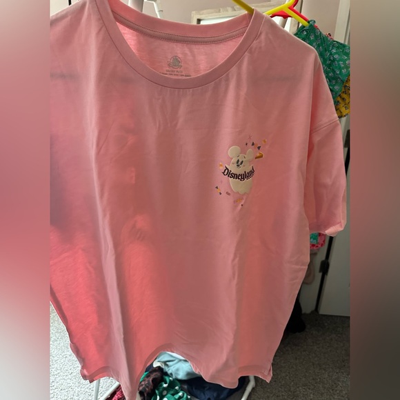 Tops - Disneyland - ghost tee